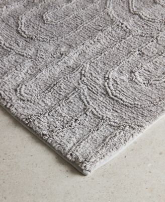 Arch Cotton Contour Bath Rug, 21" x 34"
