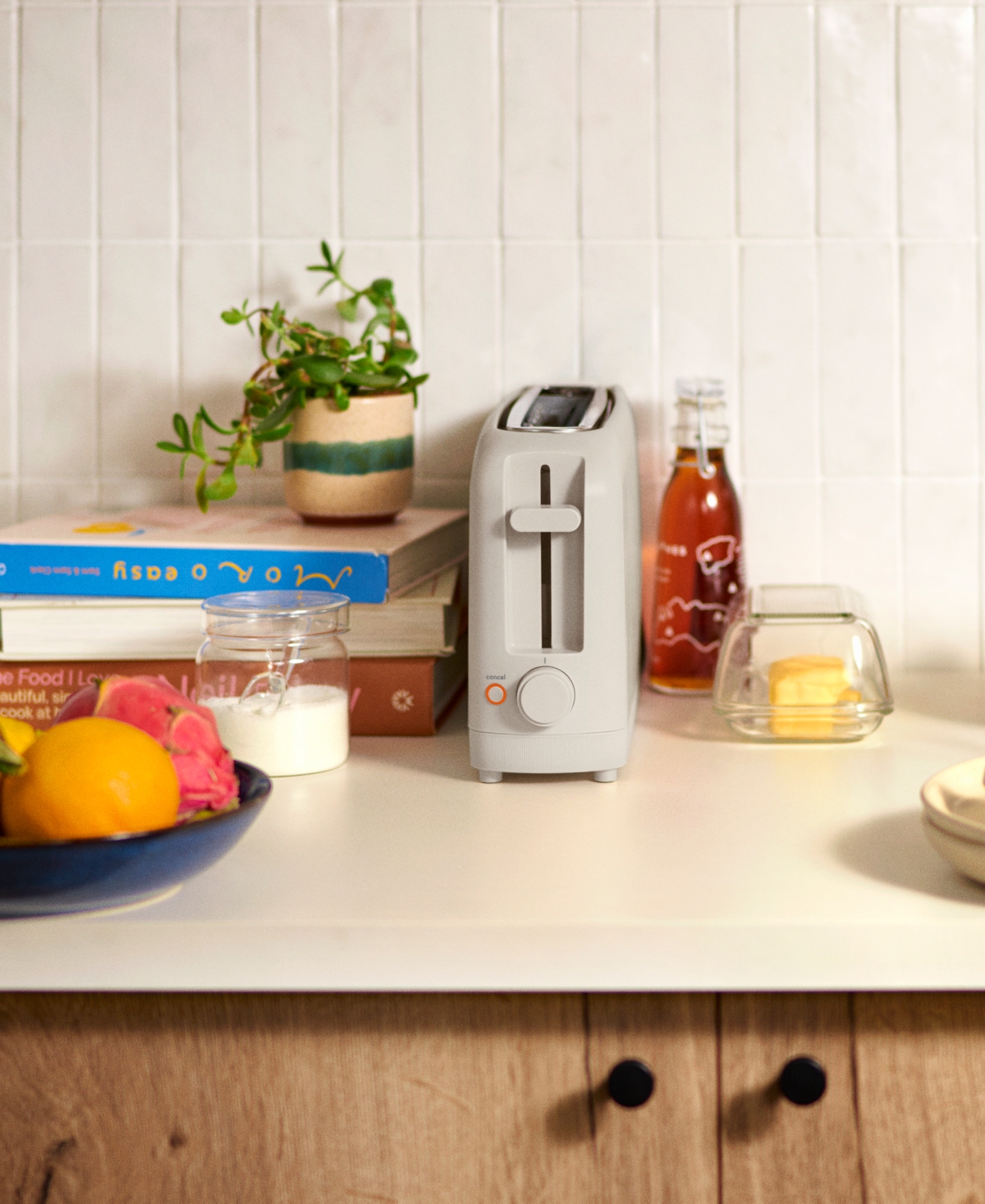 Bella 2 Slice Slim Long-slot Toaster In Oatmilk