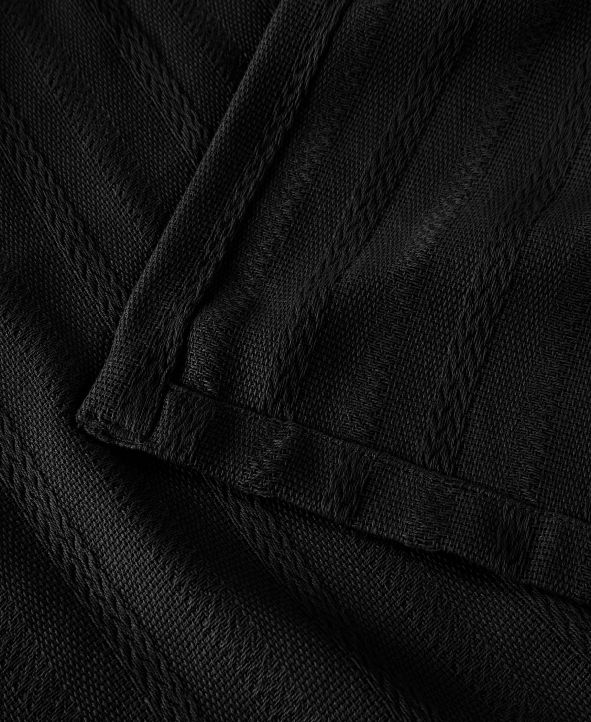 Superior Clara Cotton Textured Striped Lightweight Woven Throw, 50" X 60" In Black