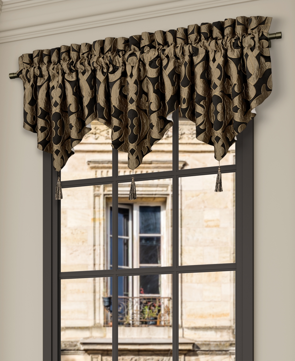 La Boheme Window Ascot Valance, 21" x 40" - Onyx