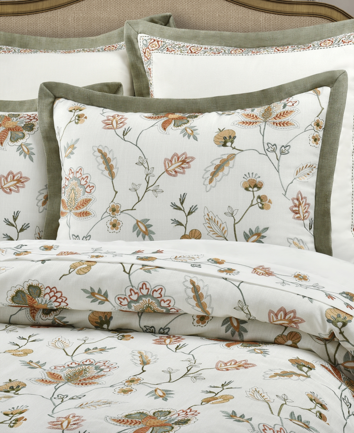 J Queen New York Athena 4-pc. Comforter Set, Queen In Harvest