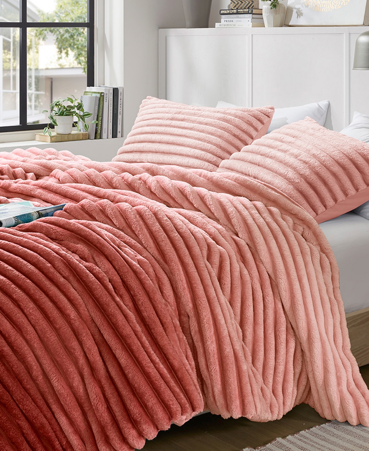 510 Design Avril Fluffy Ribbed Plush Comforter Sets In Blush Ombre