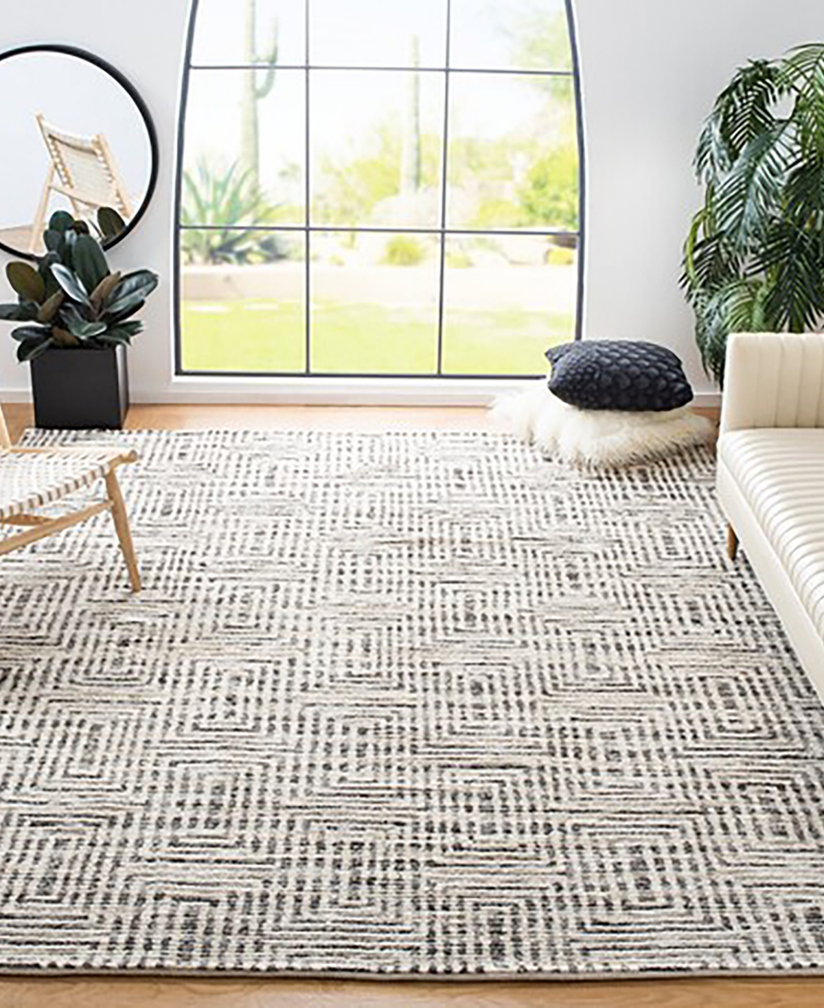 Safavieh Tibetan I TIB609A 5'x8' Area Rug -Gray