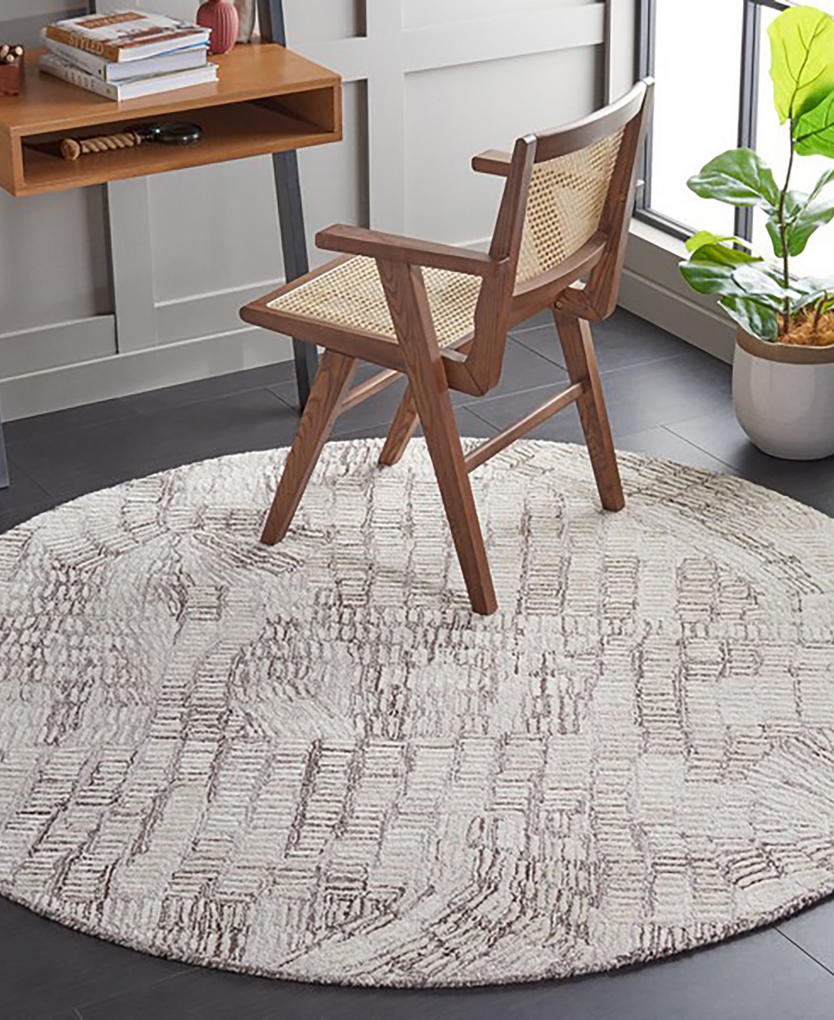 Safavieh Glamour Ii GLM606T 6'x6' Area Rug