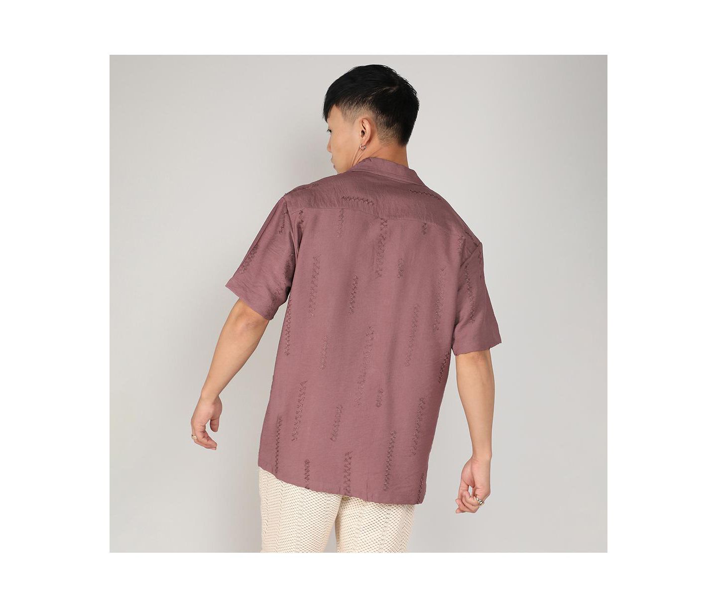 Мужская рубашка Cahoot Campus Sutra Mocha Brown Embroidered Twist, цвет: Коричневый — фото 2