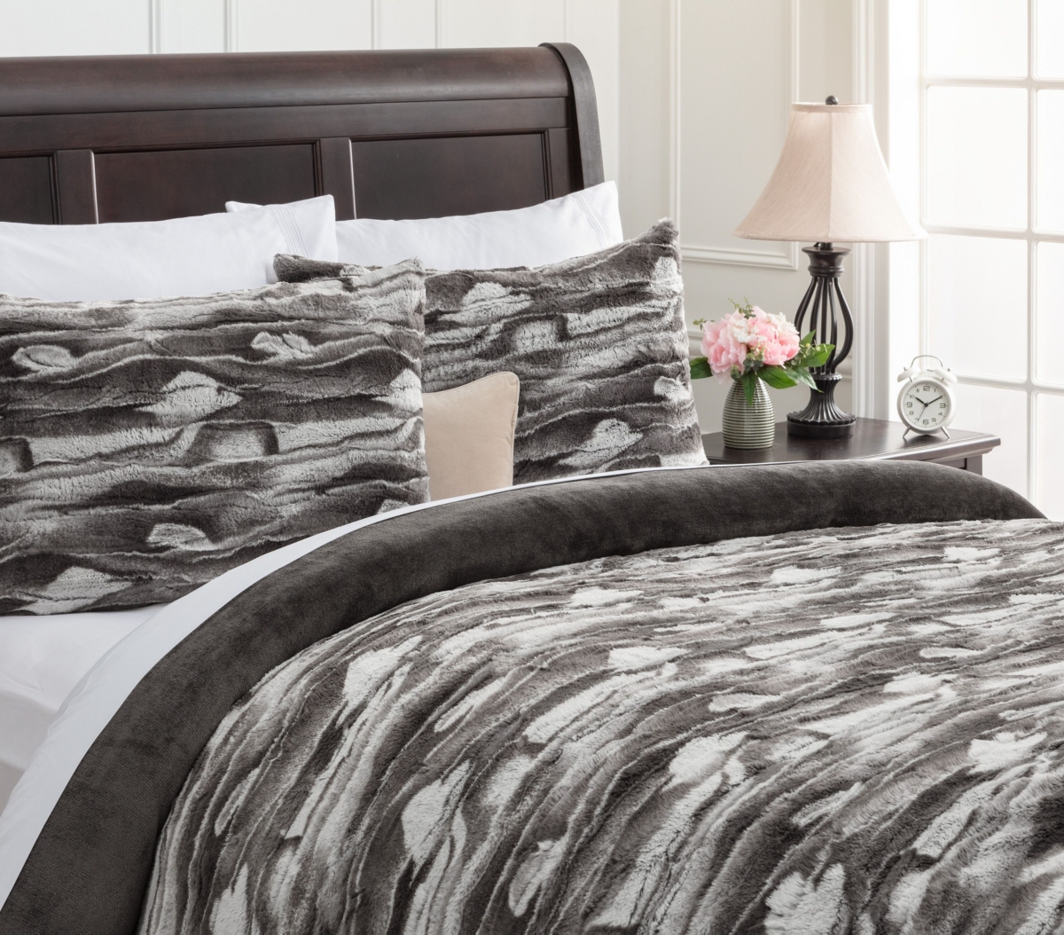 Chanasya Premium Faux Fur Duvet Cover Set