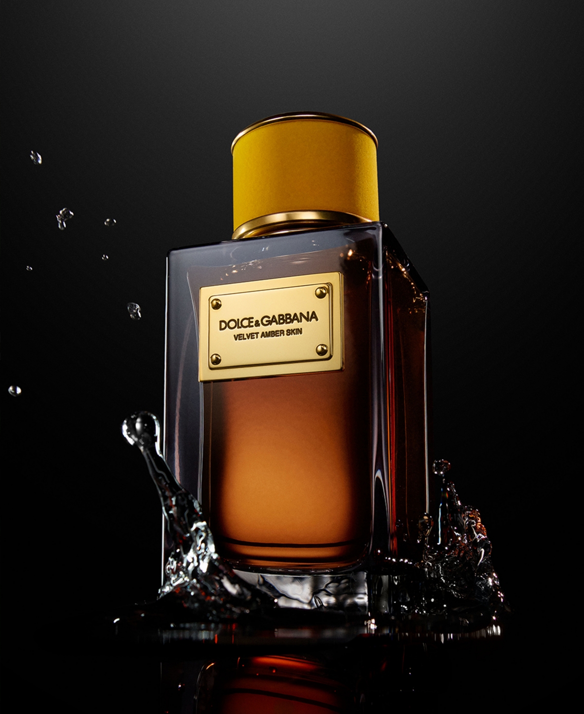 Dolce & Gabbana Velvet Amber Skin Eau De Parfum 100ml In White