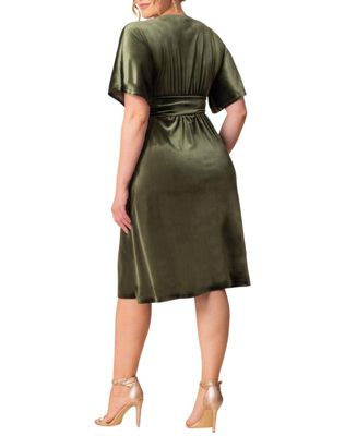 Women's Plus Size Angelic Velvet Midi Cocktail Dress with Pockets