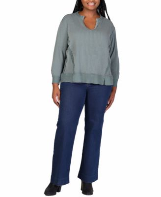 Plus Size Relaxed Fit Rib Knit V-Neck Top