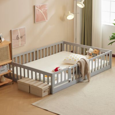 Grey Painted Pine Full Fence Bed with Door and Board for Kids