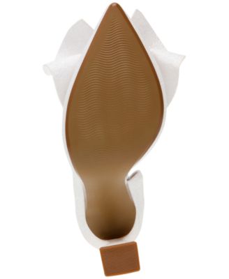 Nobble Sculpted Bow Pumps