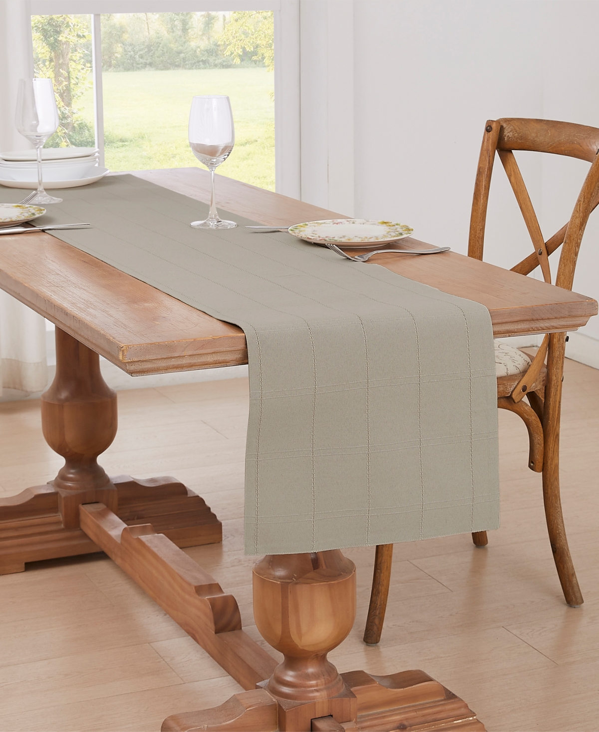Izod Chadwick Table Runner, 14" X 90" In Linen