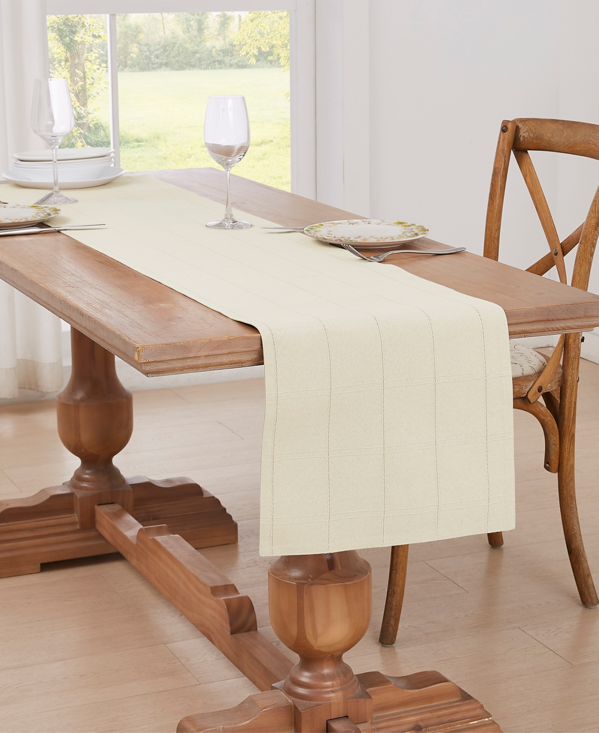 Izod Chadwick Table Runner, 14" X 72" In Ivory
