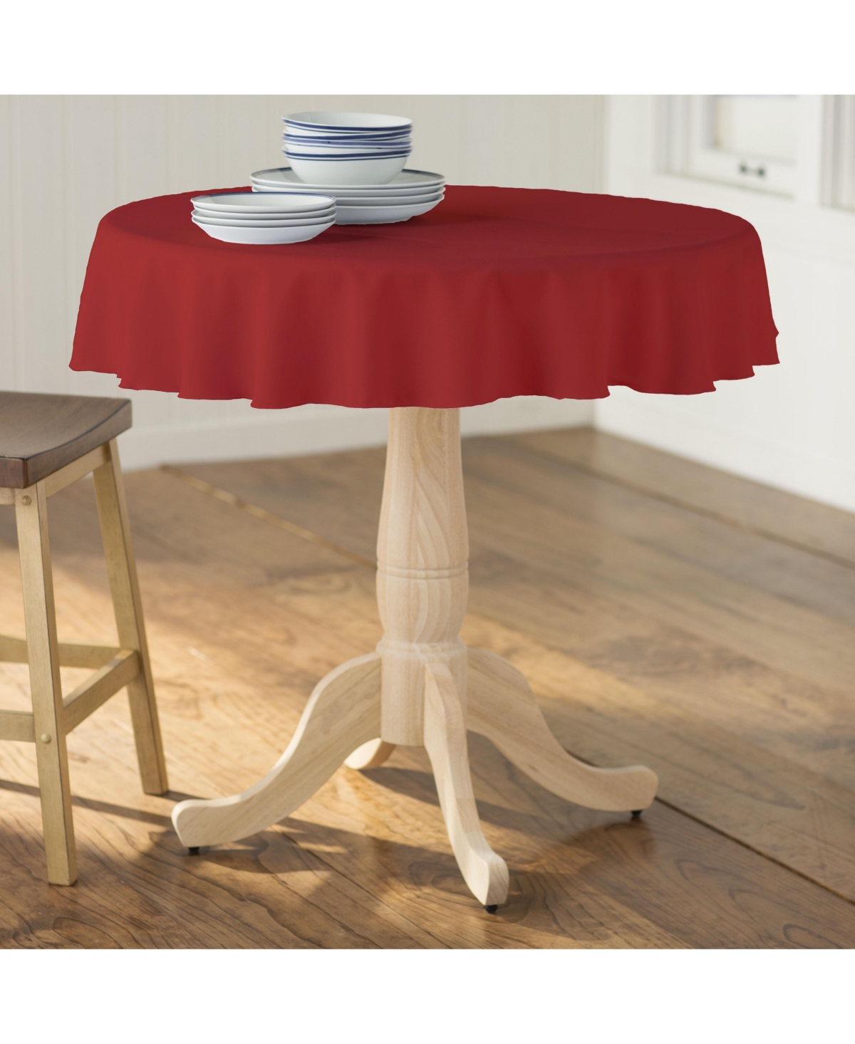 Slickblue Elegant Round Tablecloth for Dining - Durable, Spill-Proof Fabric, Perfect for Any Occasion