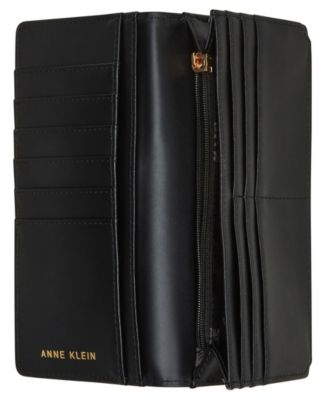 2 Piece Gift Set with Sculpted Buckle Wallet and Removeable Card Organizer