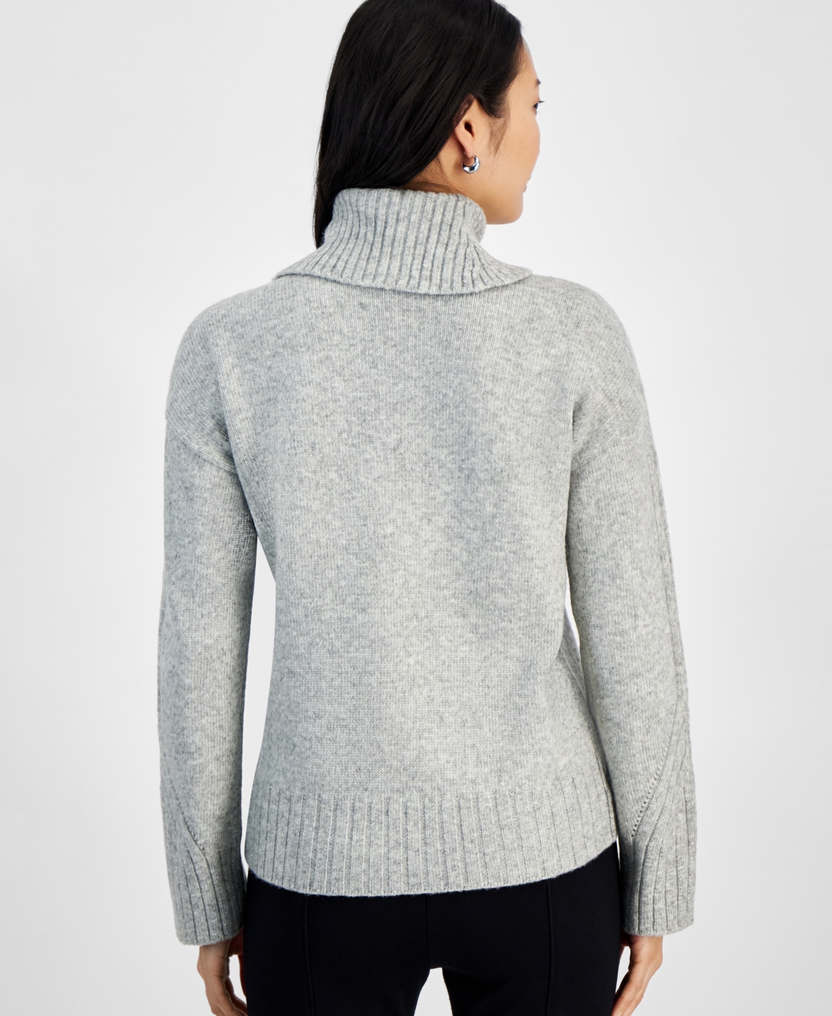 ON 34TH WOMEN'S RELAXED RIBBED-DETAIL TURTLENECK SWEATER, EXCLUSIVELY AT MACY'S 