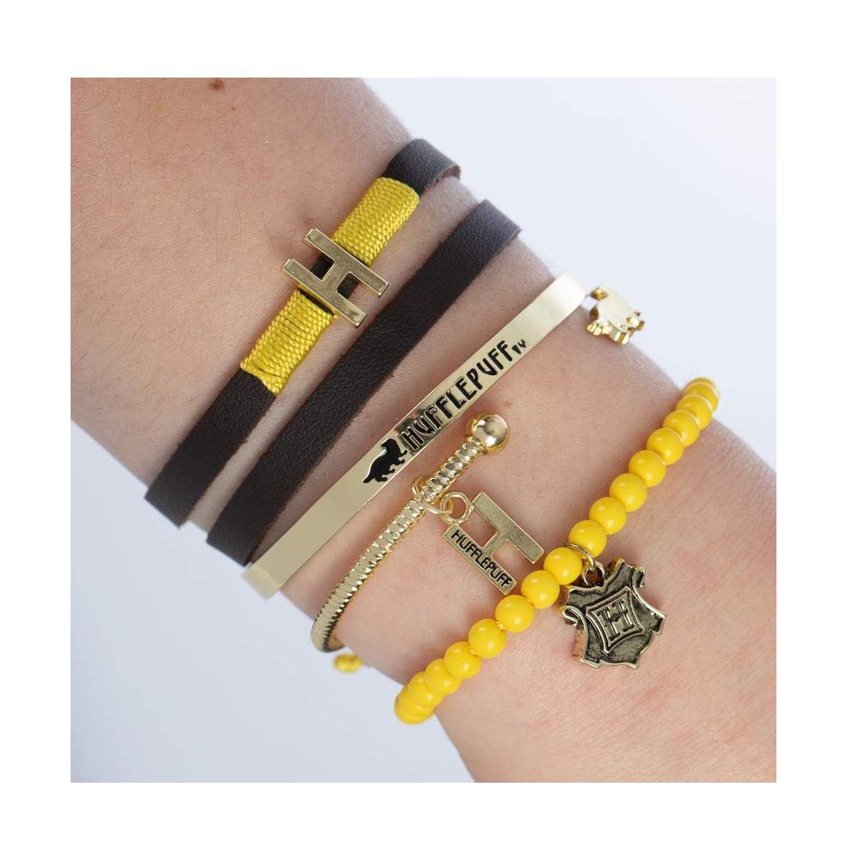 Wizarding World Harry Potter Harry Potter Hufflepuff Friendship Bracelet Gift Set - 4 Pack