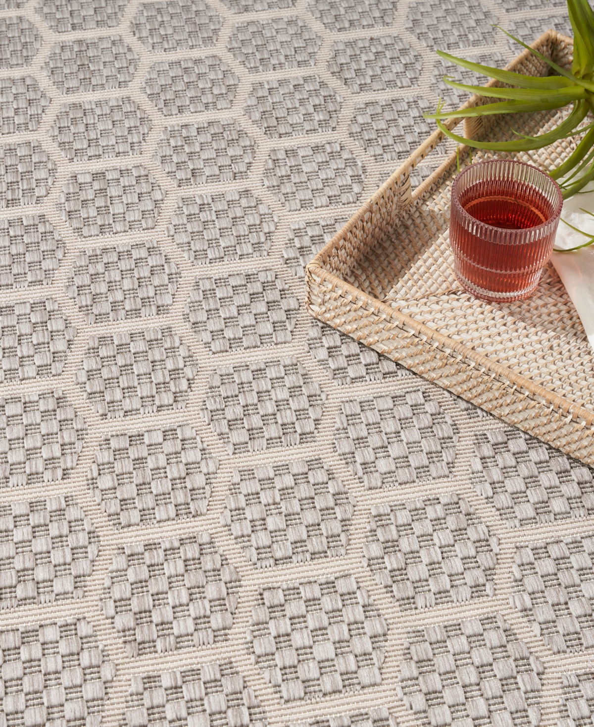 Nourison Home Twist Reversible Tws01 4'x6' Area Rug In Gray