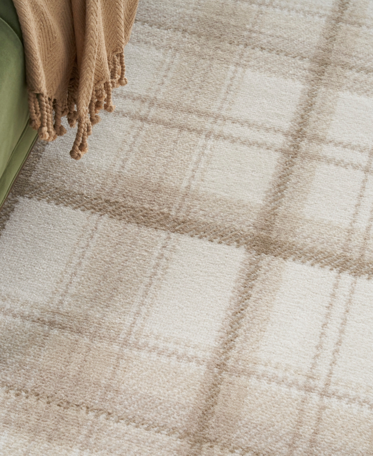 Nourison Home Grafix Grf03 7'10"x9'10" Area Rug In Ivory