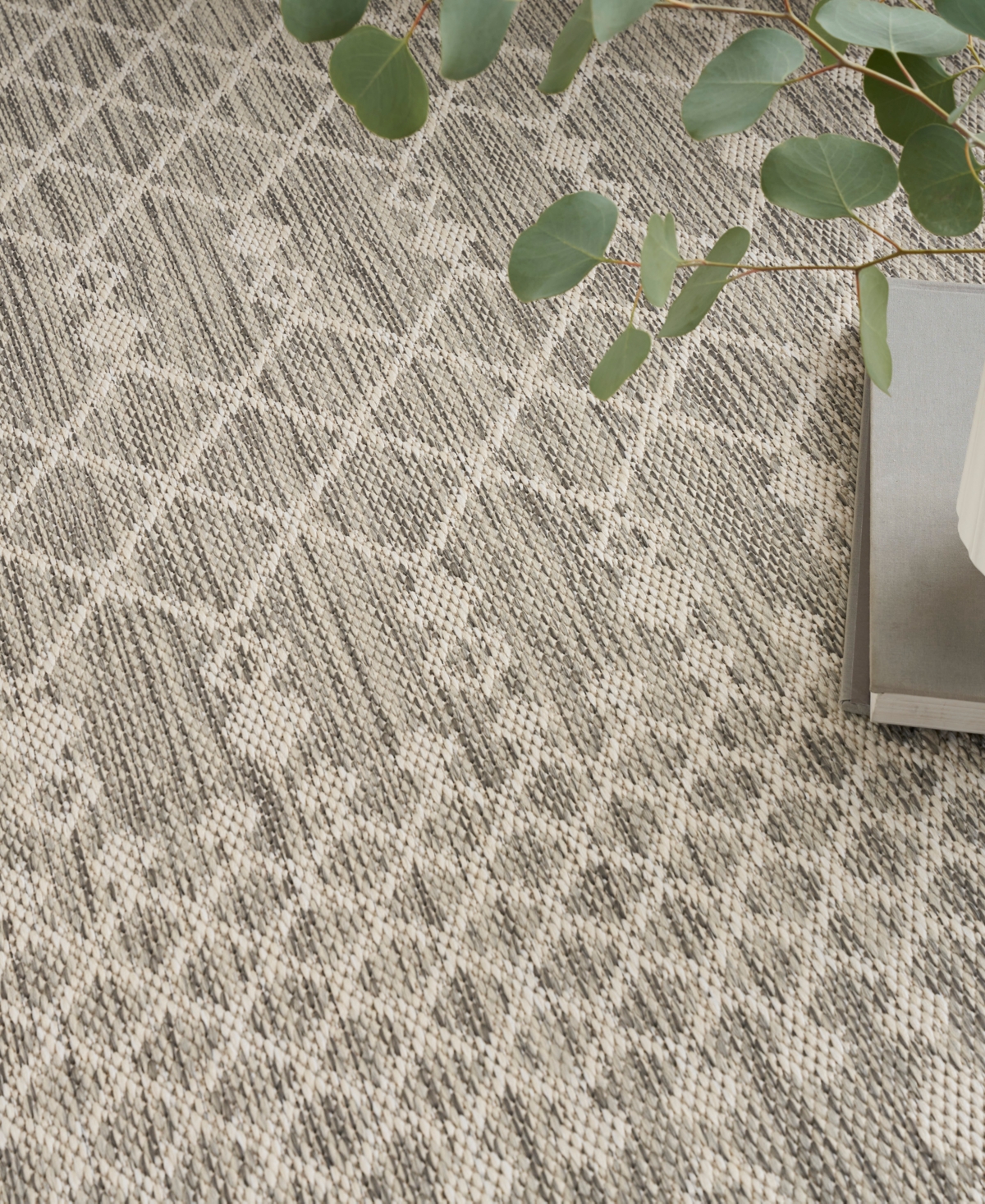 Nourison Home Positano Pos02 8'x10' Area Rug In Silver