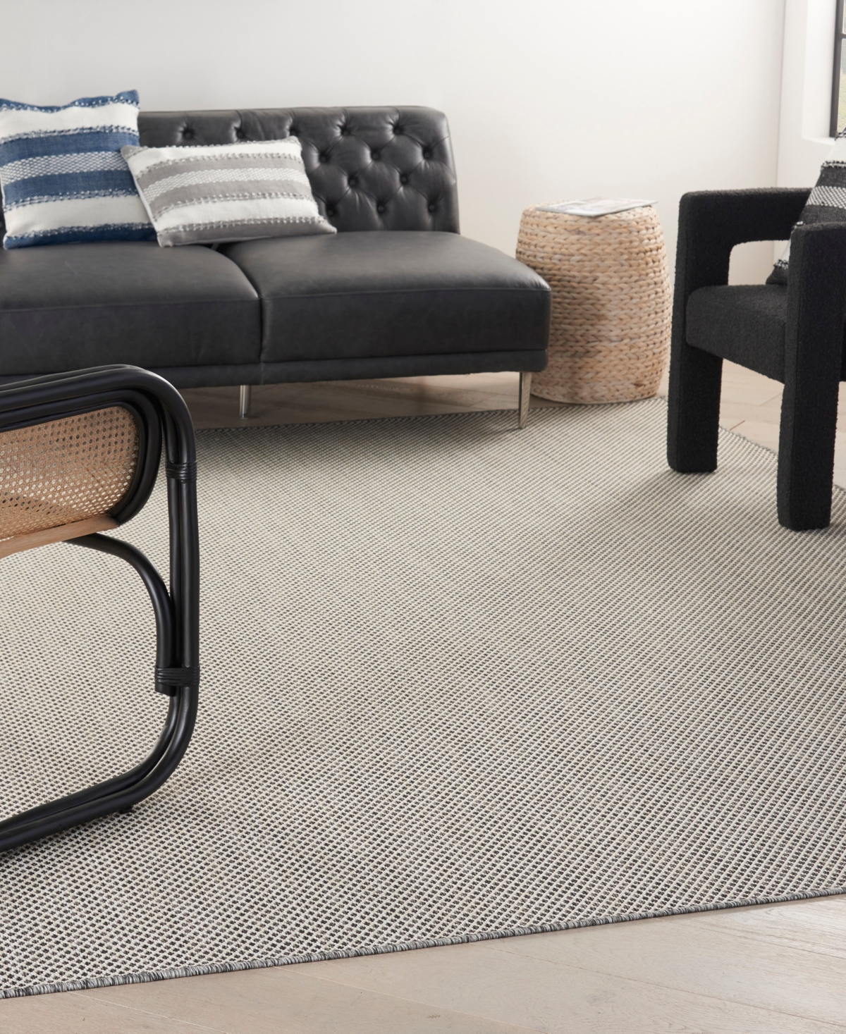Nourison Home Courtyard Cou01 7'x10' Area Rug In Ivory,gray