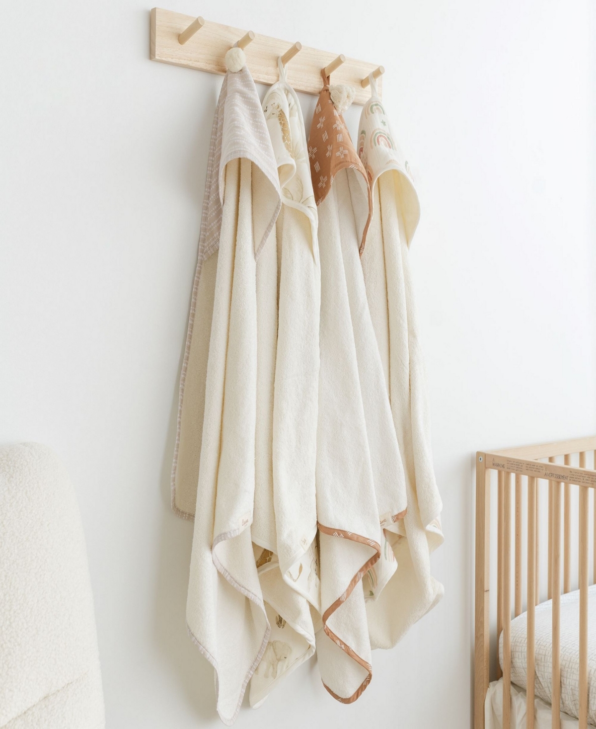 CRANE BABY INFANTS COVE DOT HOODED TOWEL 