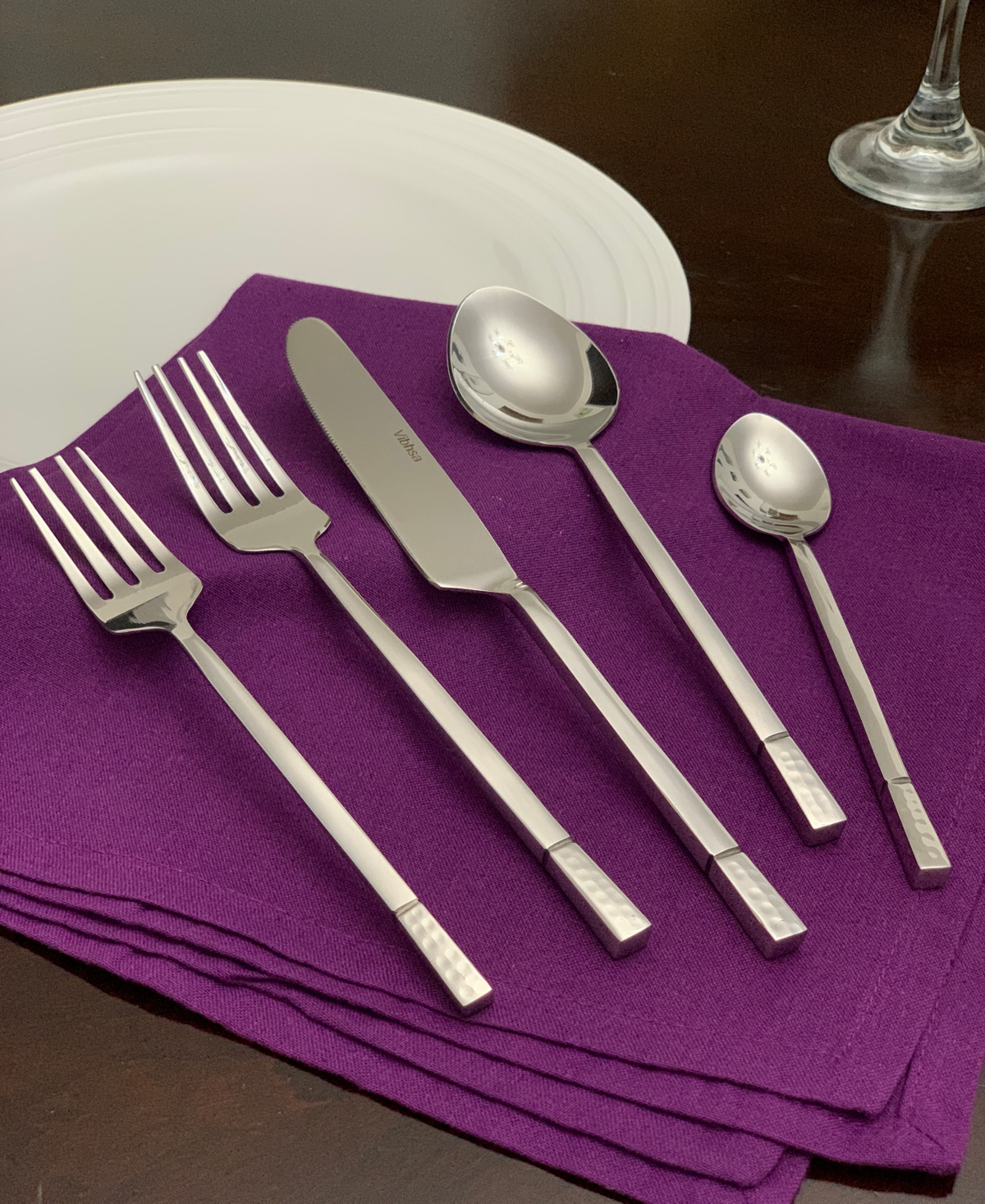 VIBHSA SQUARE END 20-PC. FLATWARE SET, SERVING FOR 4 