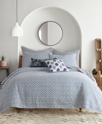 Aditya Medallion Embroidered Decorative Pillow, 18" x 18"