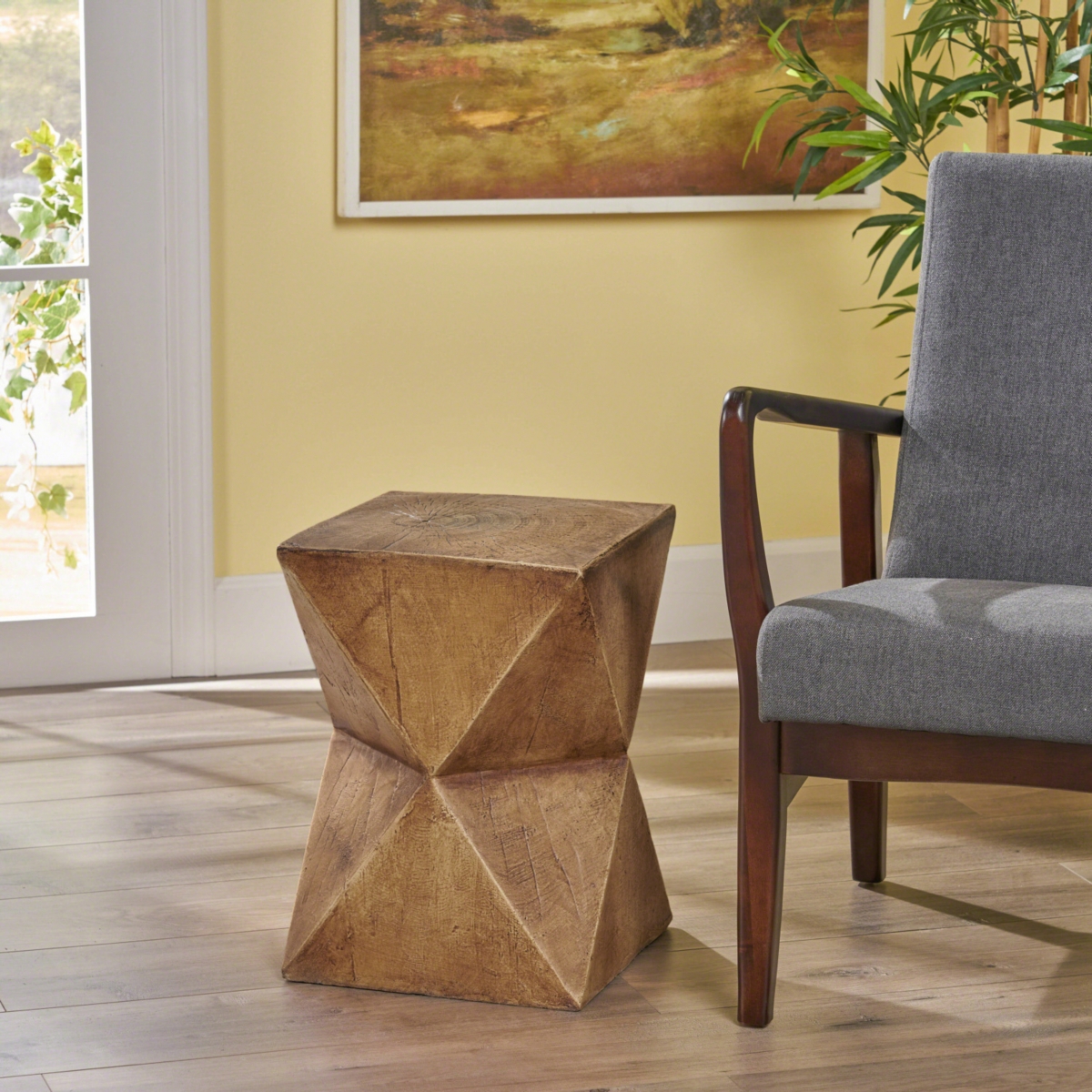 Streamdale Waylon Hourglass Side Table | Concrete | Indoor/Outdoor