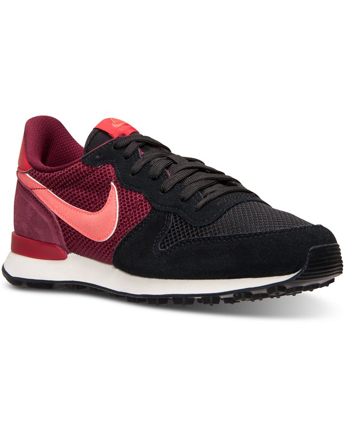 Kaal dinsdag Dempsey Nike Women's Internationalist Casual Sneakers from Finish Line - Macy's