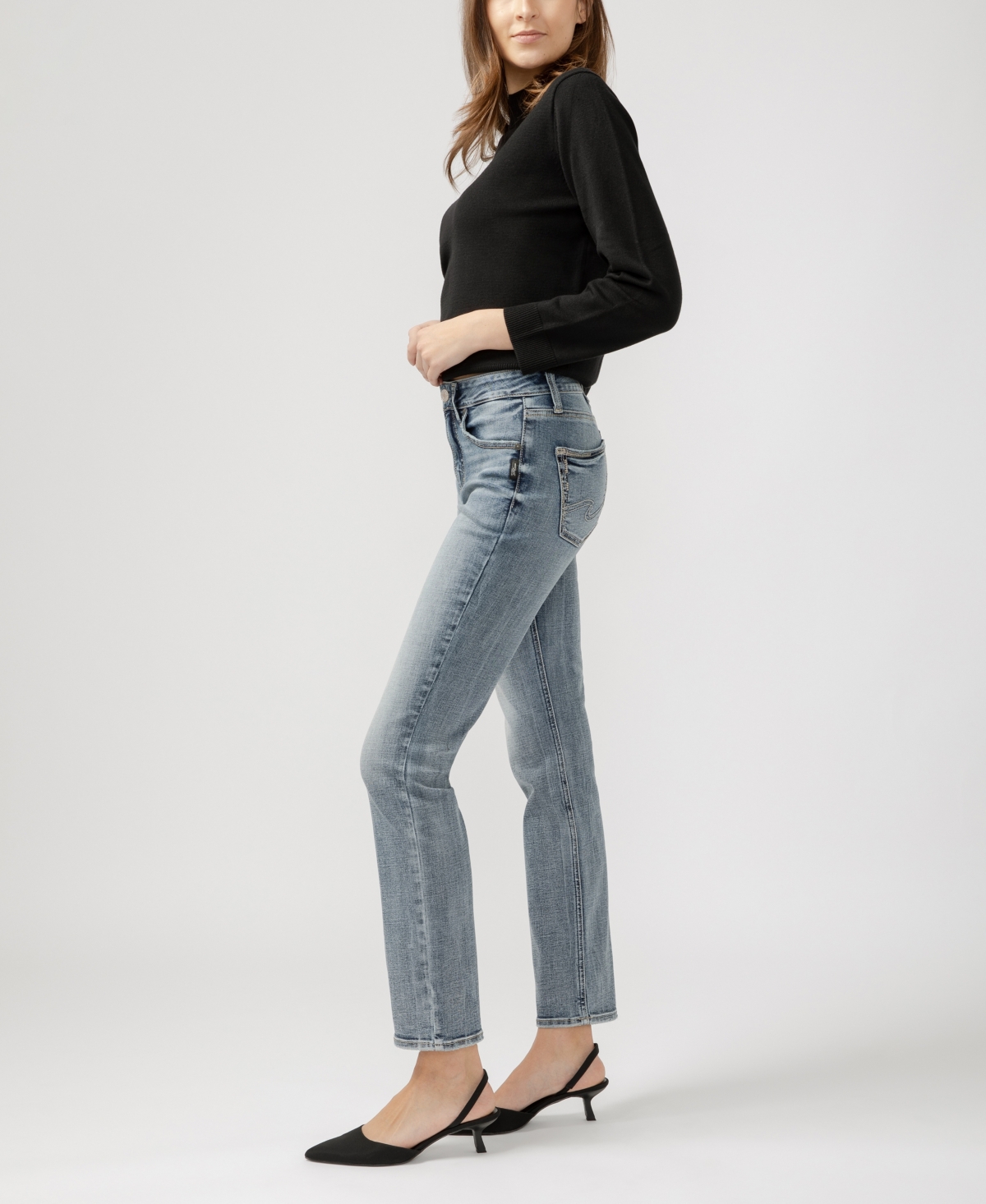 Silver Jeans Co. Women's Avery High Rise Curvy Fit Straight Jeans