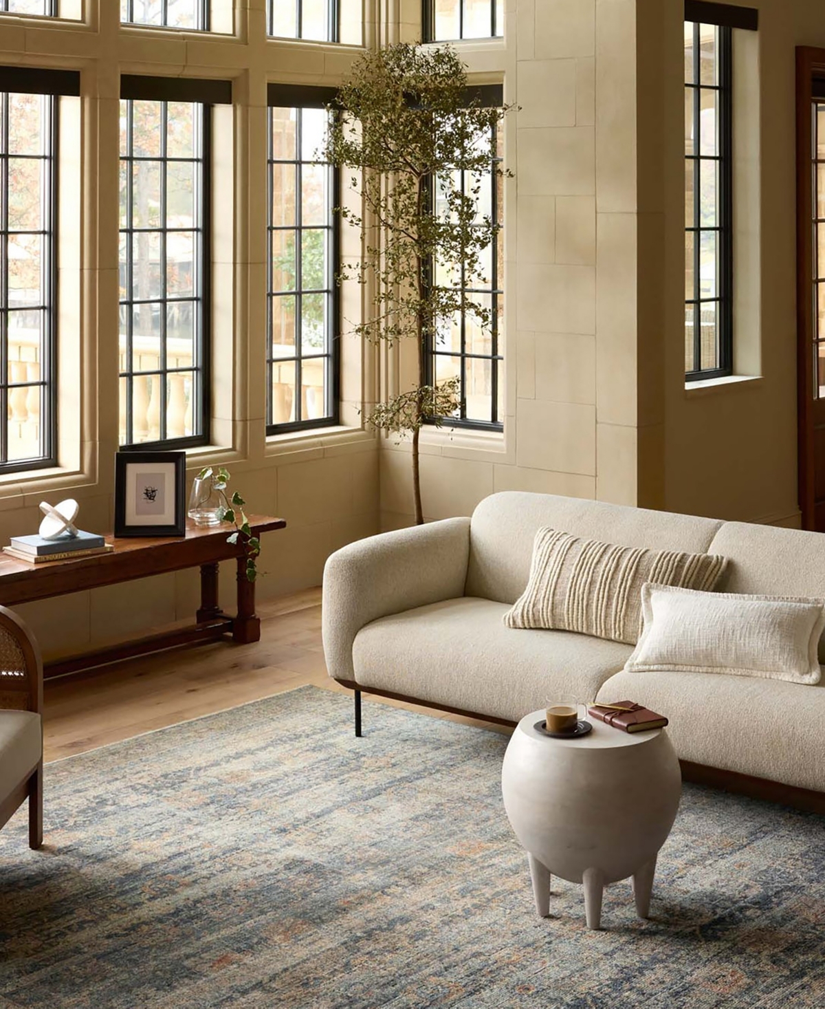 Loloi Heritage Her-09 6'x9' Area Rug In Multi
