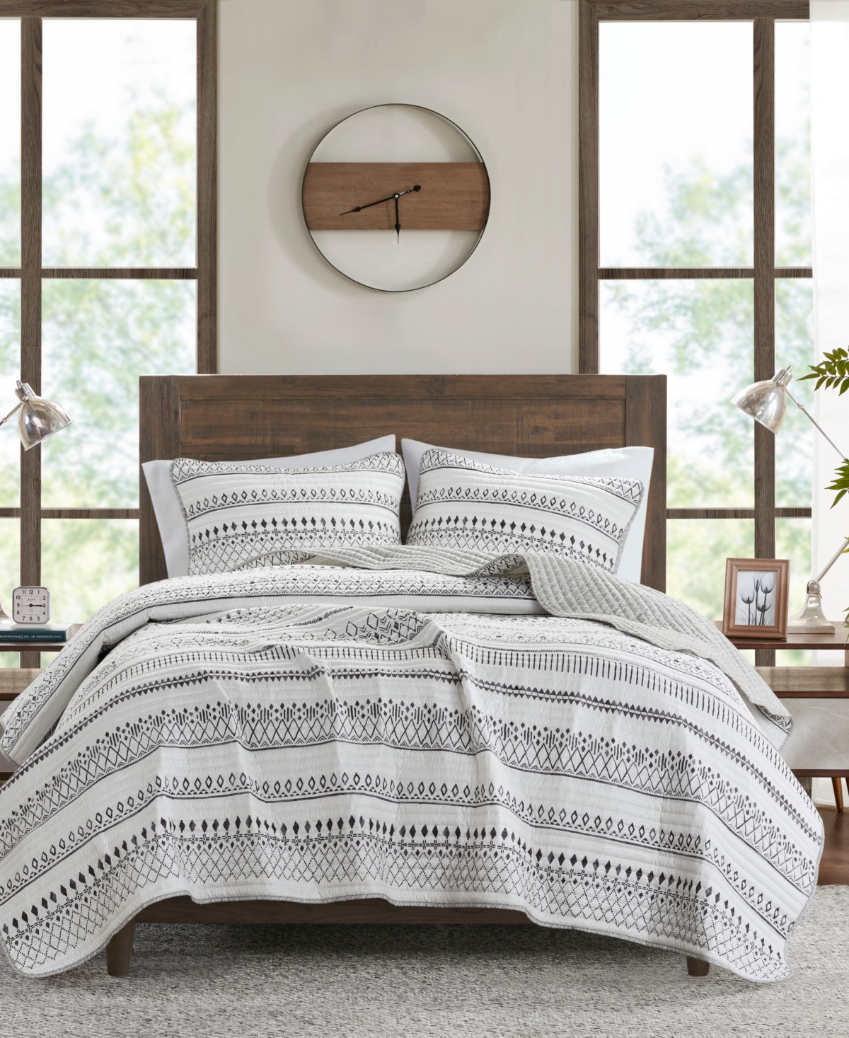 Madison Park Fraser Reversible Printed Microfiber Seersucker 3-pc. Quilt Set, King/california King In Ivory,black