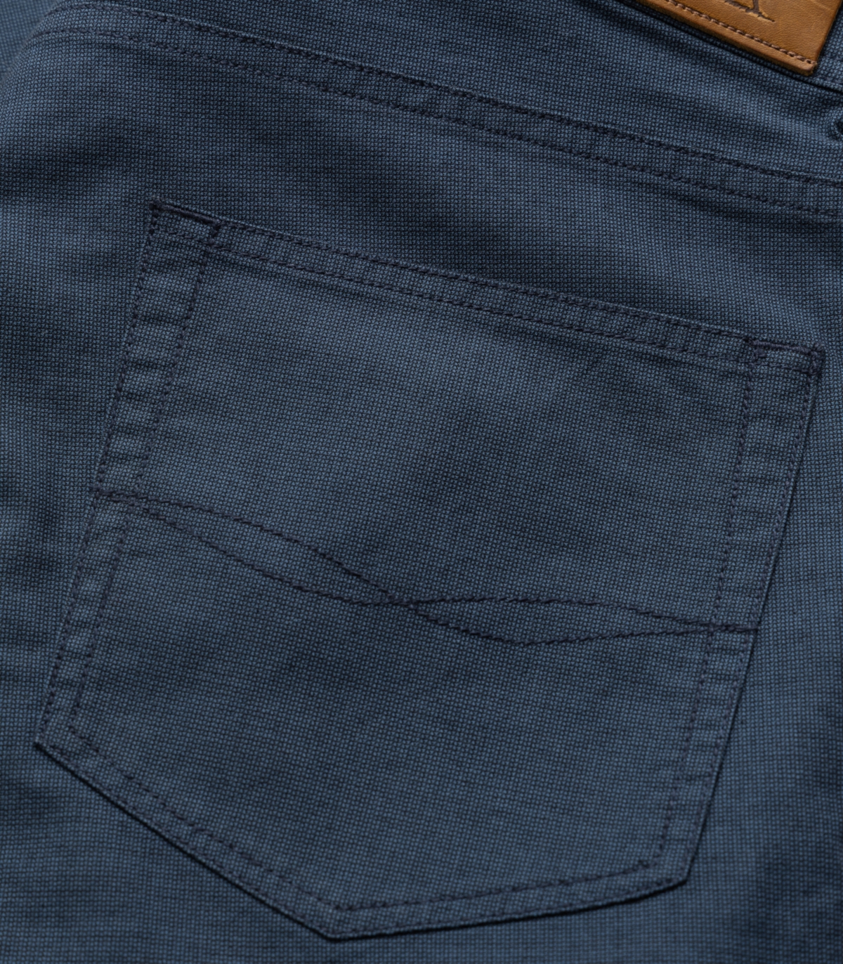 Rodd & Gunn Gunn Straight Fit Jean In Blue