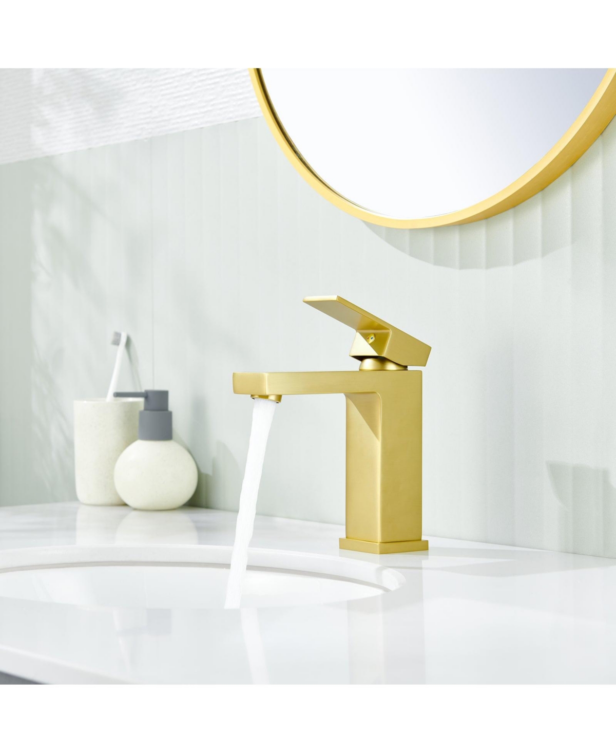 Single-Hole Single-handle Bathroom Faucet - Brushed gold