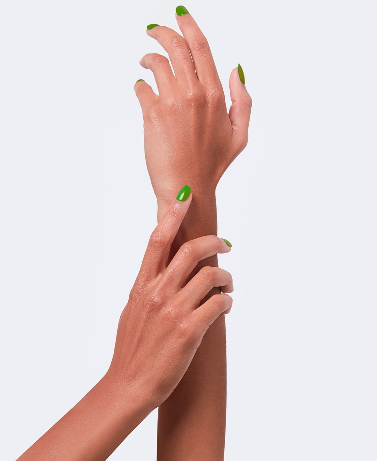 GUCCI VERNIS A ONGLES GLOSSY NAIL POLISH 
