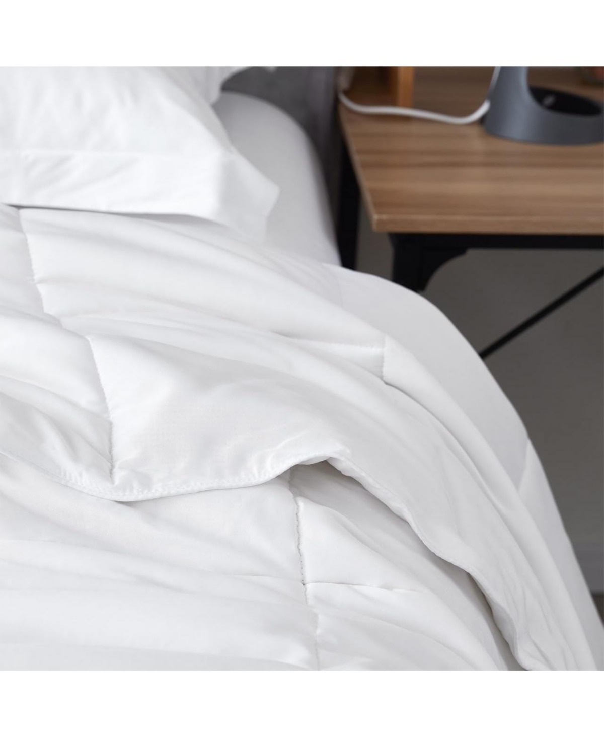 Menopleasing - Coma Inducer Oversized Cooling Comforter Set - White