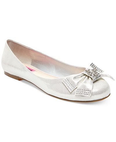 bow front flat shoes