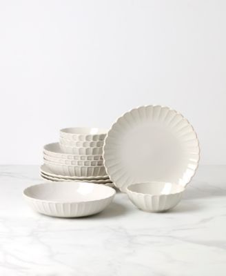 French Perle Scallop 12 Pc. Dinnerware Set, Service for 4