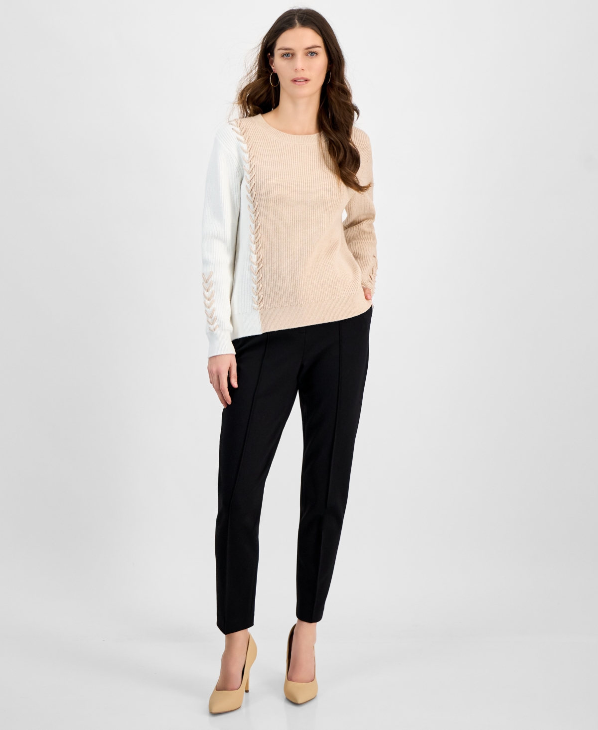 T Tahari Women's Mixed-stitch Colorblocked Sweater In Soft Tan,white