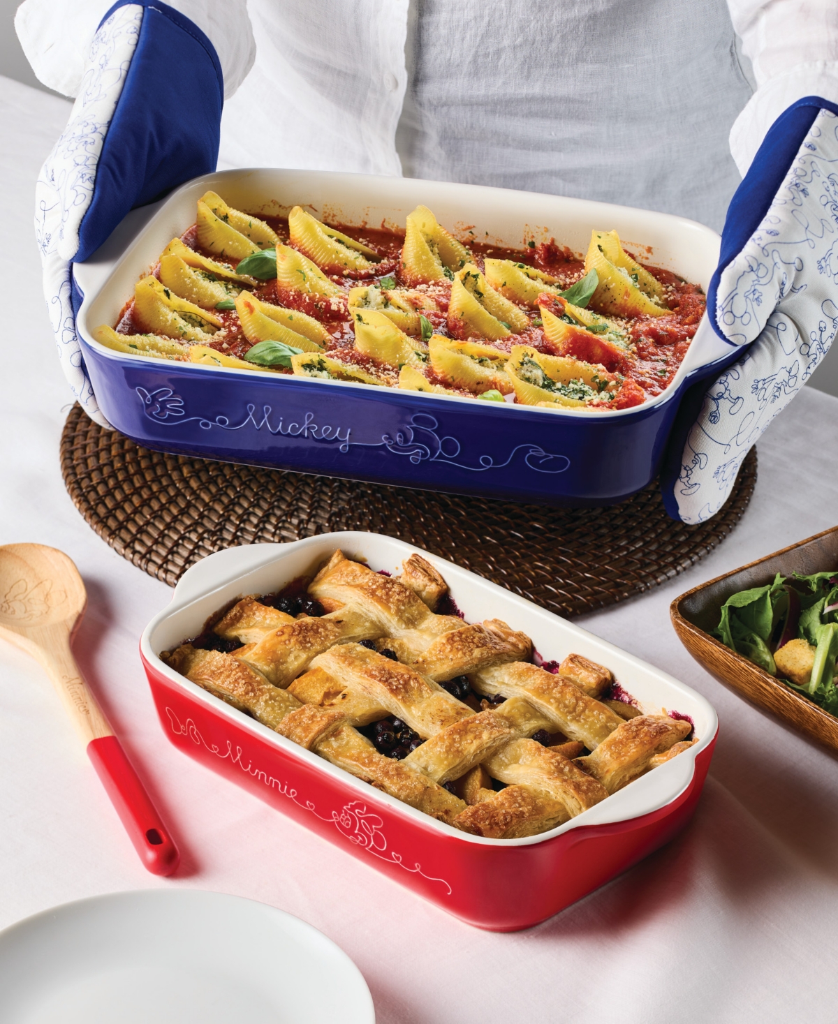 Farberware Disney Home Bon Voyage 2-piece Ceramic Baker Set In Mixed Color