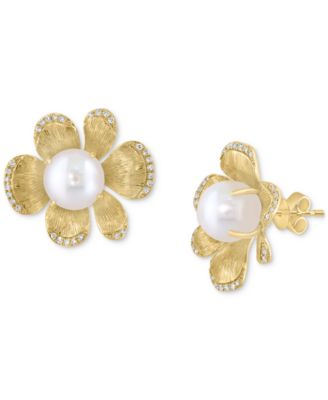EFFY Collection - Cultured Freshwater Pearl (8.5MM) & Diamond Flower Earrings (1/5 ct. t.w.) in 14k Yellow Gold
