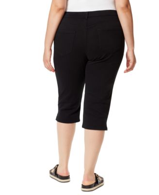 Plus Size Capri Jeans