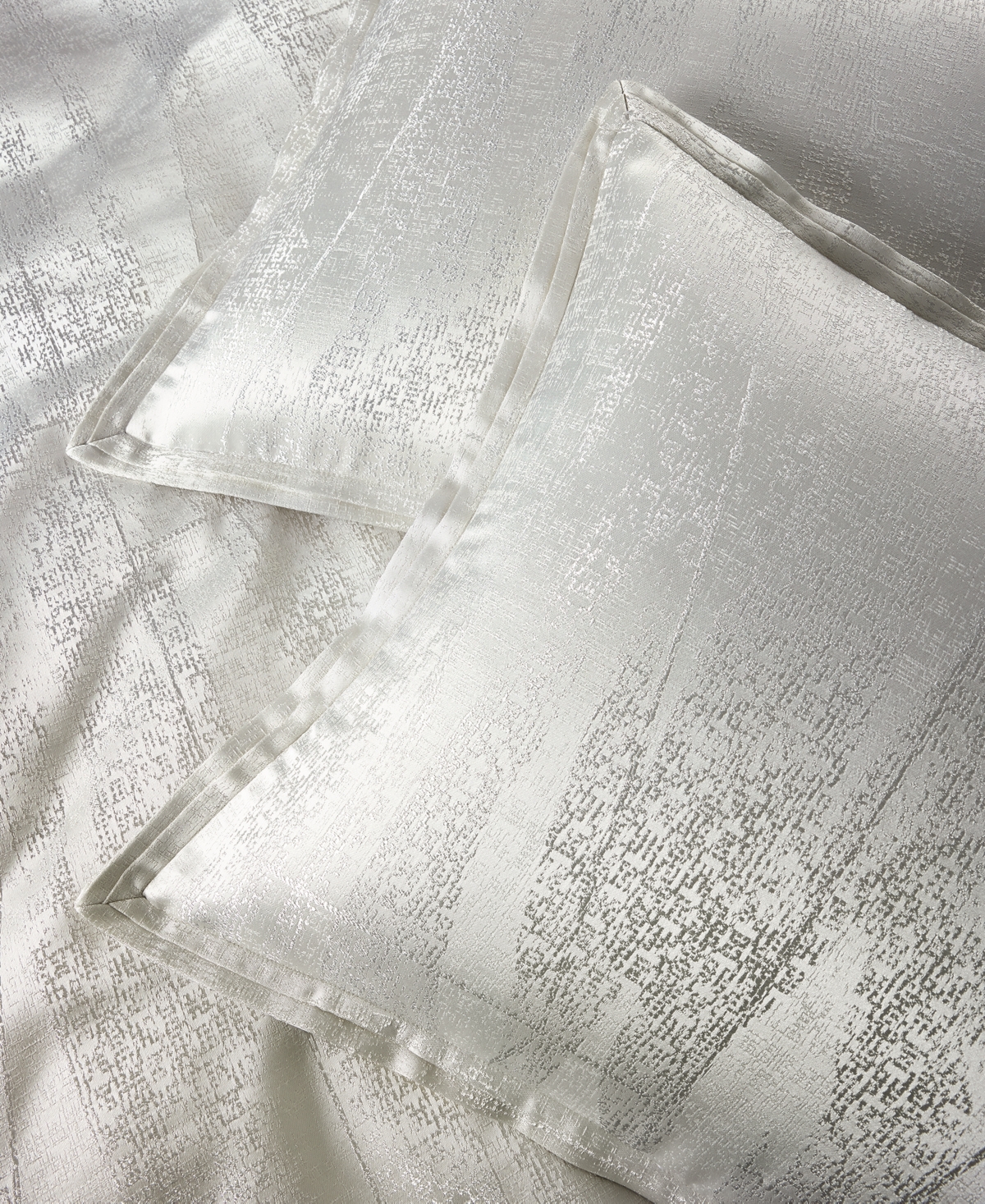 HOTEL COLLECTION FRACTURED GEO COMFORTER SET, FULL/QUEEN, EXCLUSIVELY AT MACY'S 