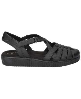 Women's Hue Round Toe Flats