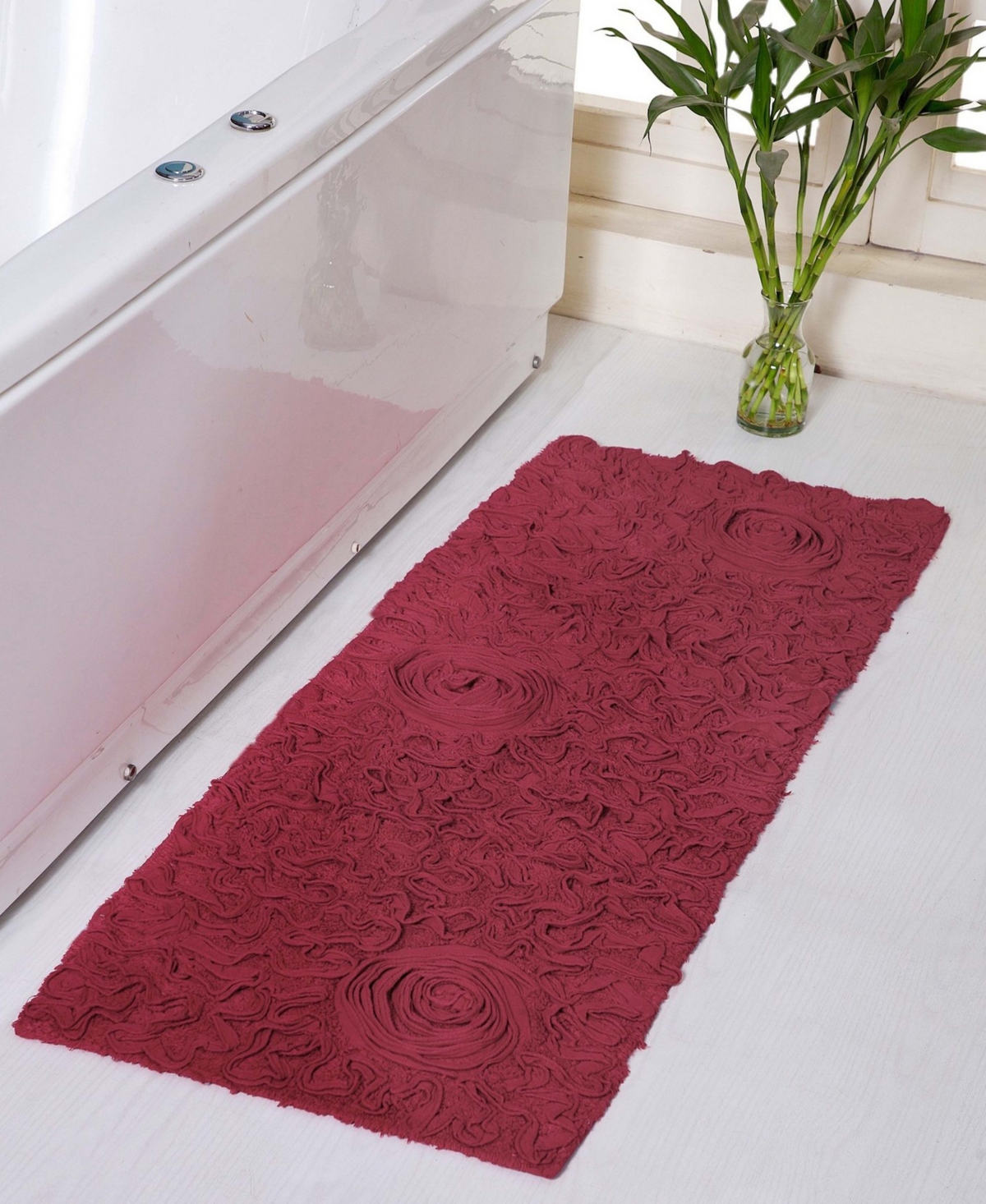 Home Weavers Modesto Bath Rug