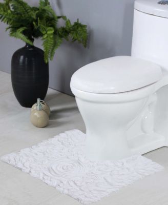 Bell Flower Bath Rug, 20" x 20"