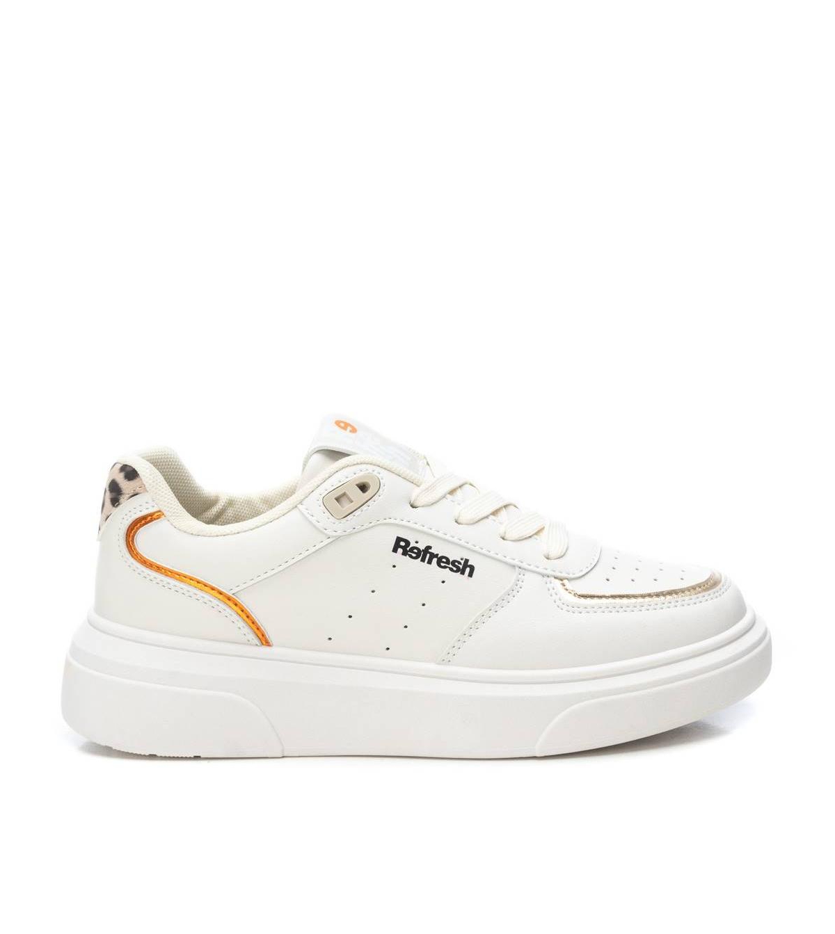 Women's Casual Sneakers By Xti - White
