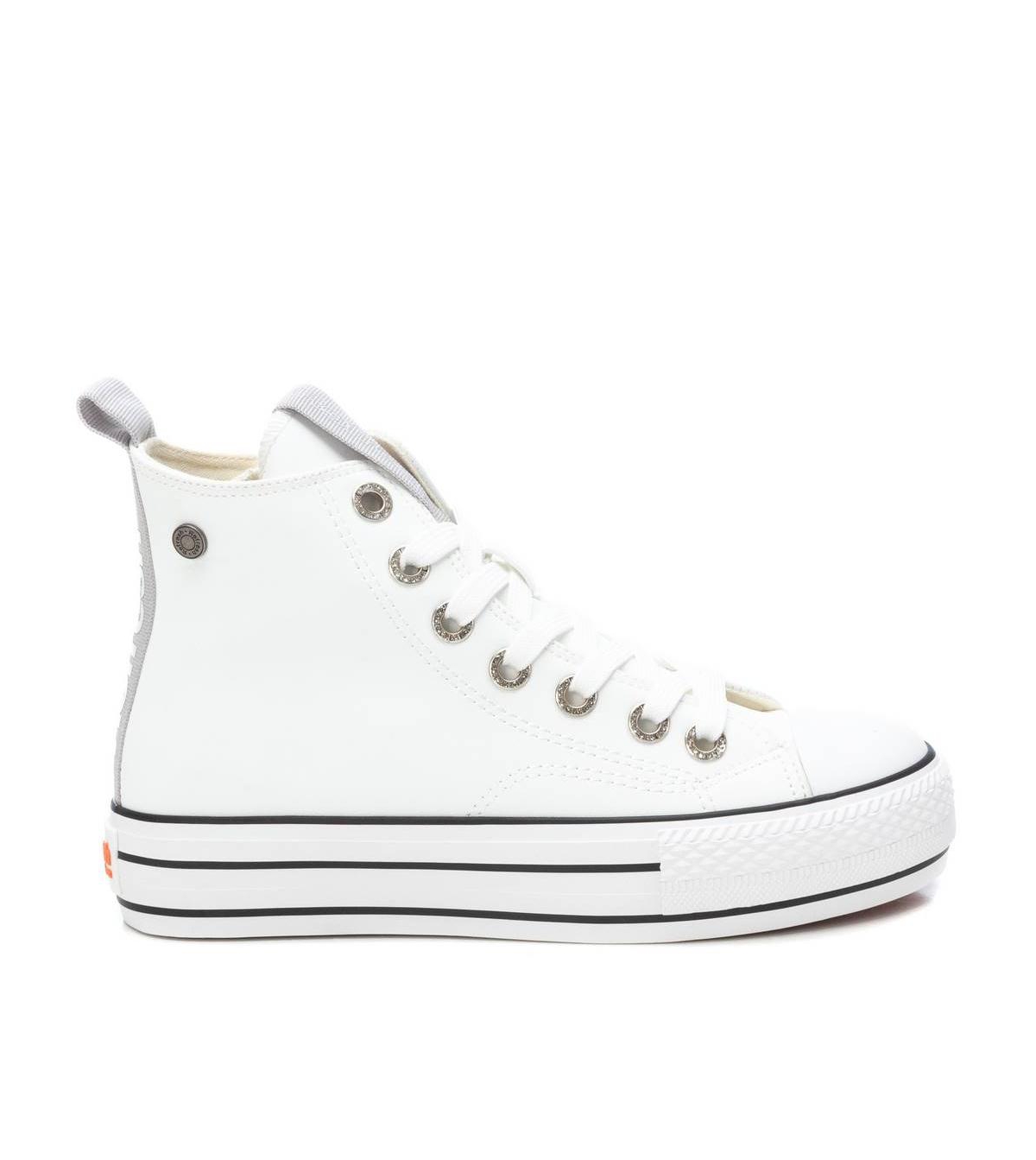 Women's Casual High Top Sneakers By Xti - White
