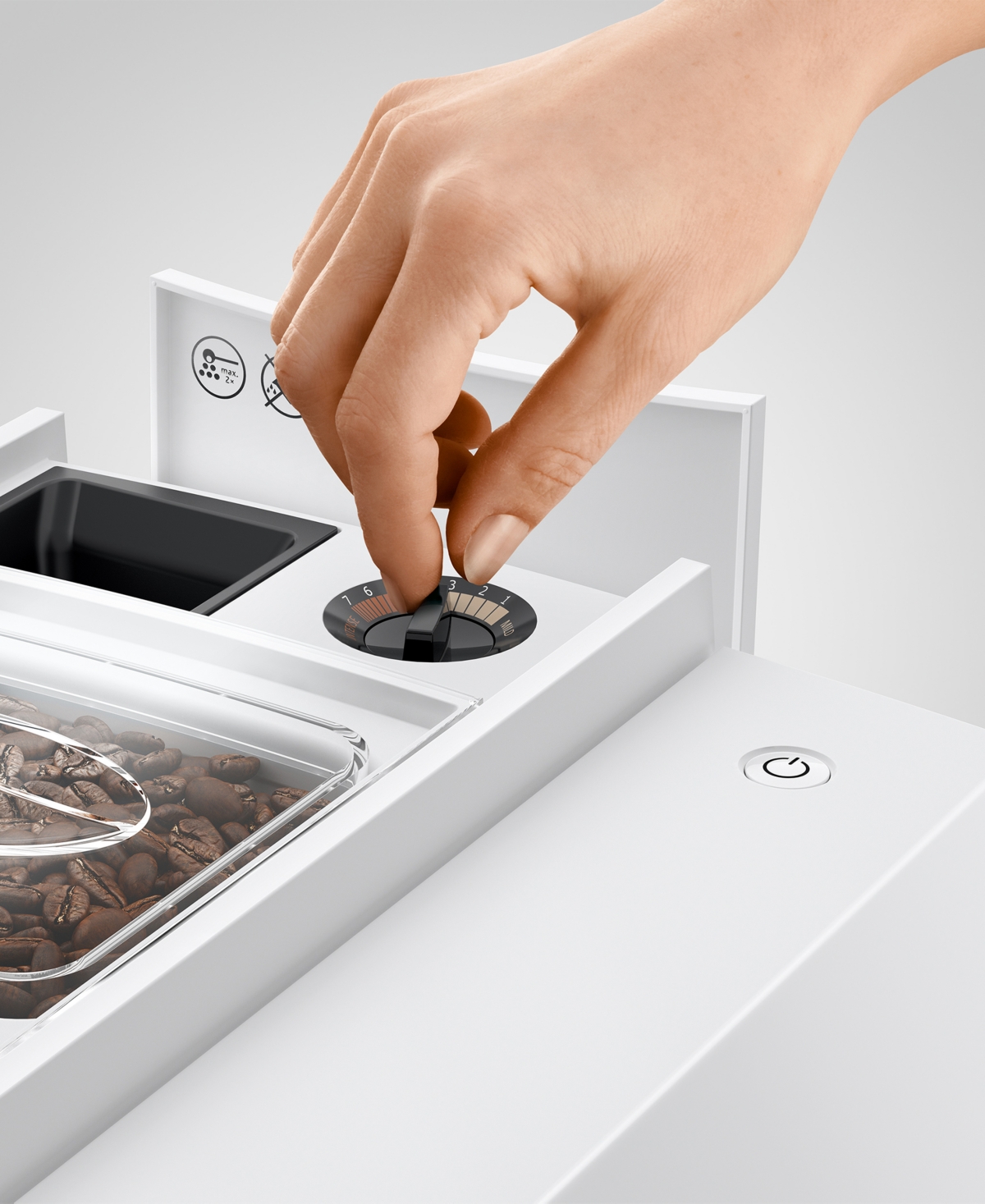 Jura E8 Automatic Coffee Machine In Piano White